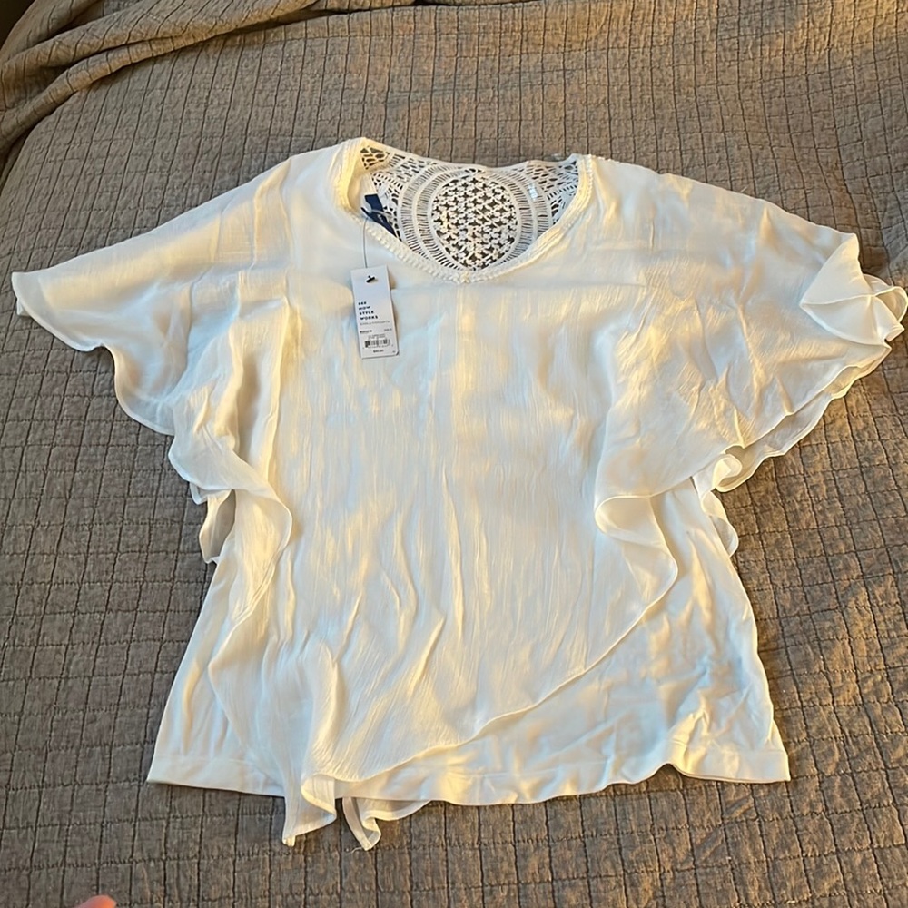 🍓3/$15 Apt 9 boho white crocheted top